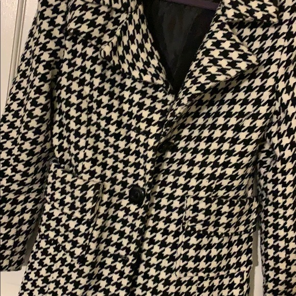 Last Kiss Houndstooth Pea Coat - Picture 4 of 4